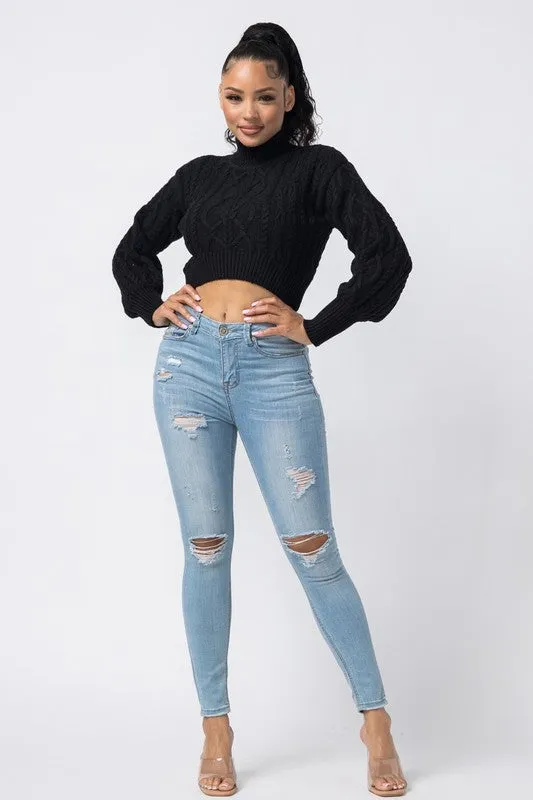 TURTLE NECK CROP CABLE SWEATER